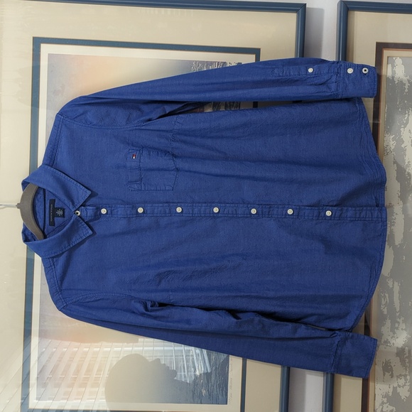 TOMMY HILFIGER BLUE LONG SLEEVE SHIRT SIZE MEDIUM. - Picture 1 of 13